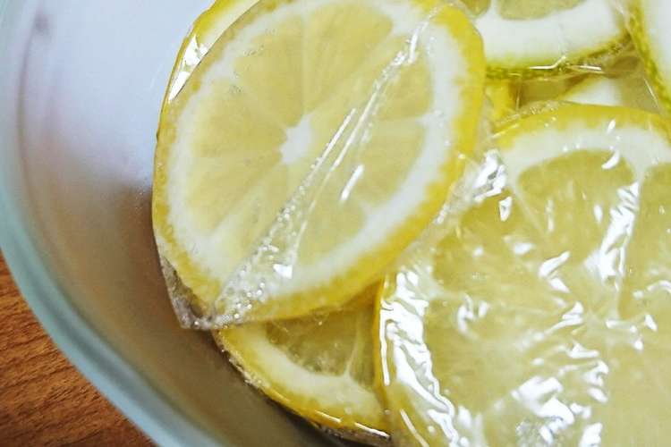 スライスレモンの冷凍保存 レシピ 作り方 By 茅乃さん クックパッド 簡単おいしいみんなのレシピが357万品