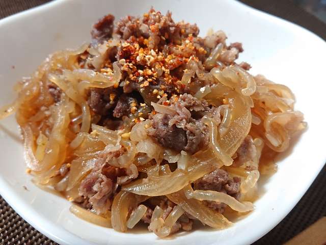 つゆだく牛丼 しらたき 玉ねぎでかさまし By みさちゃんず