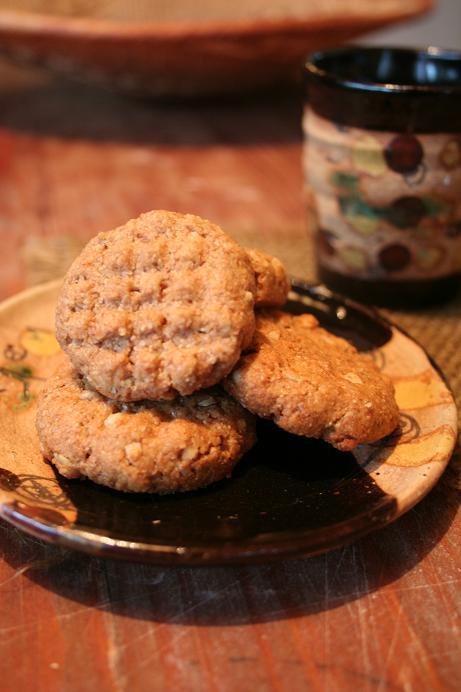 アーモンドバターの穀物クッキーの画像