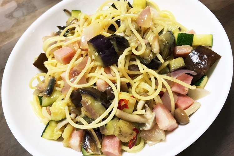 簡単ランチ なすとズッキーニの和風パスタ レシピ 作り方 By もりひ1106 クックパッド