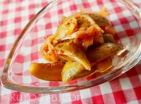 小メロンのピリ辛中華風のお漬物