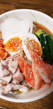簡単!冷麺冷しゃぶのっけの写真