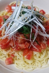 超簡単！即席♪トマトとシソの冷製パスタ♪