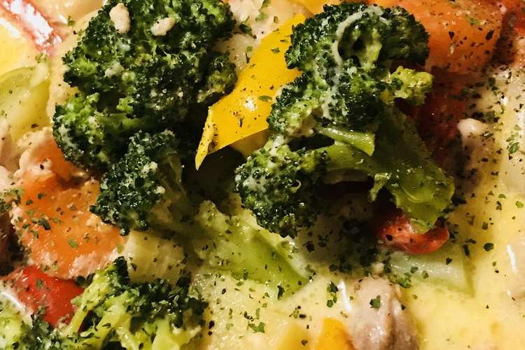 鶏もも肉と根菜 緑黄色野菜のシチュー レシピ 作り方 By Bistromiti クックパッド 簡単おいしいみんなのレシピが353万品