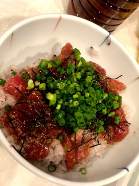 マグロの漬け丼
