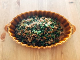 いんげん主役のそぼろ コチュジャン風味