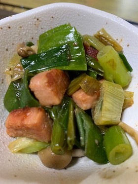 葉玉ねぎとスパム炒め