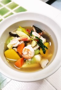 【タイ料理】ゲーンリアン／海老味噌スープ