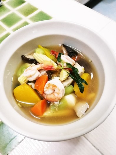 【タイ料理】ゲーンリアン／海老味噌スープの写真