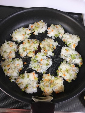 離乳食後期:しらすごはんのおやき