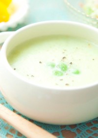 鮮やかえんどう豆の⁂冷製スープ