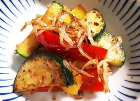 常備菜 じゃこと夏野菜炒め