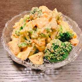 アボたまブロのオーロラサラダ
