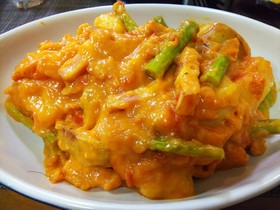 本格美味・焼きジャガのトマトクリーム煮