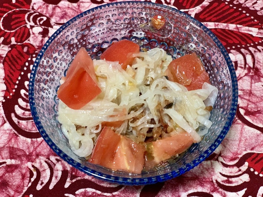 大根とトマトの鰹節サラダの画像