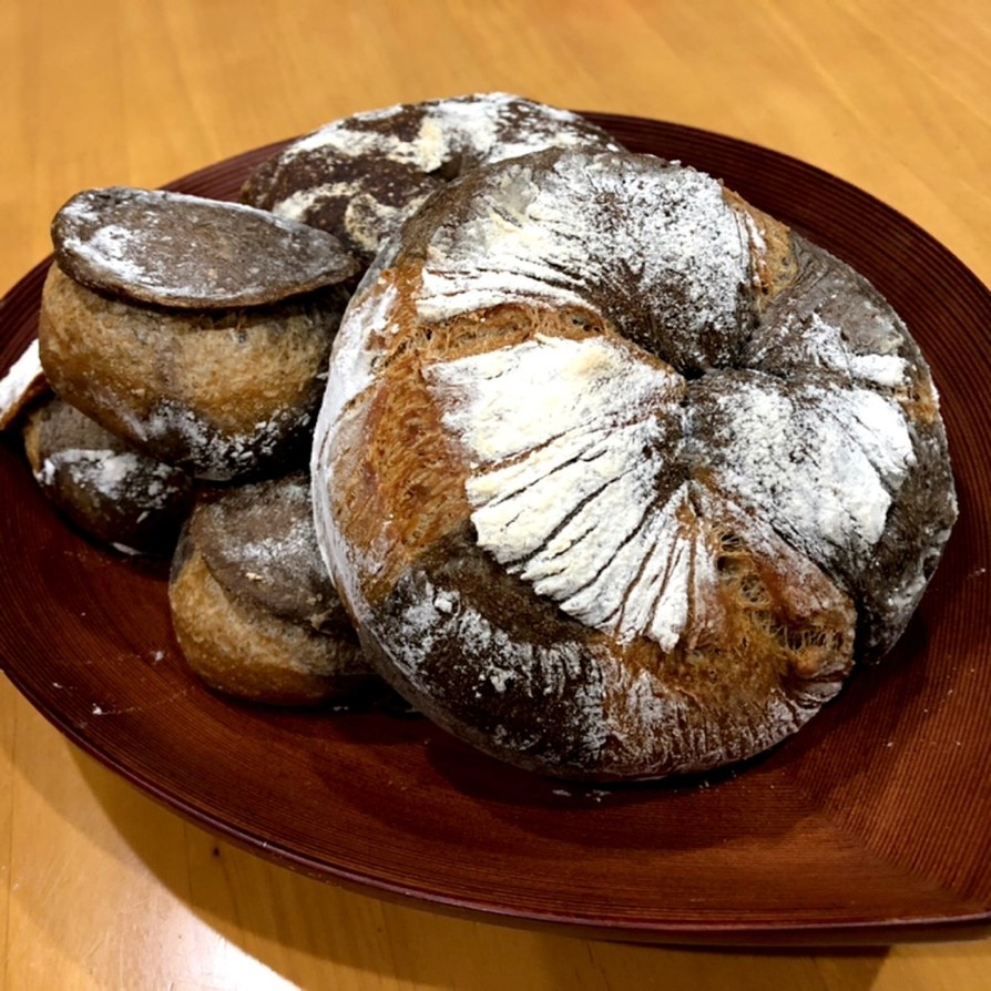 珈琲とココアのハードパン  自家製酵母の画像