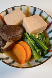 煮汁がじゅわっ♬ 高野豆腐の煮物