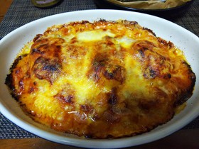 本格パスタ・牡蠣のトマトクリームグラタン
