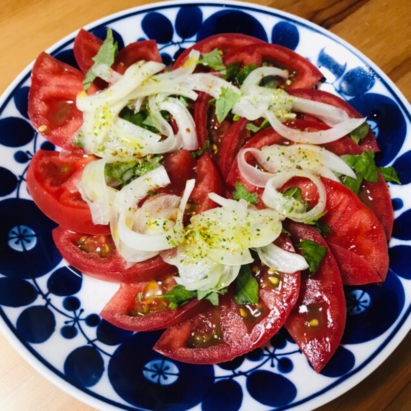 簡単＊酢たまねぎでイタリアントマトサラダ by hirose3939 【クックパッド】 簡単おいしいみんなのレシピが