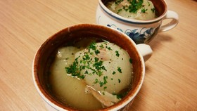圧力鍋で♪新玉ねぎ丸ごとスープ
