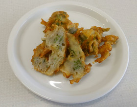 チリメンと大葉と針生姜のかき揚げ