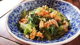 簡単&美味!レタスと卵とツナの味覇炒め☆