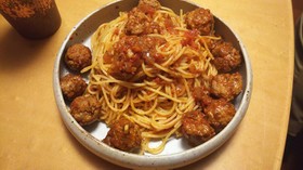 ミートボールパスタ