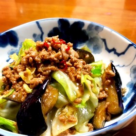 茄子とキャベツの肉味噌 炒め *☻*