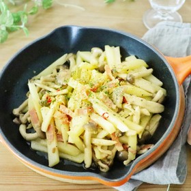パスタソースで、簡単ベーコンポテト