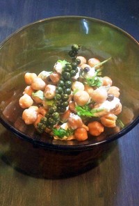 ひよこ豆の生胡椒サラダ