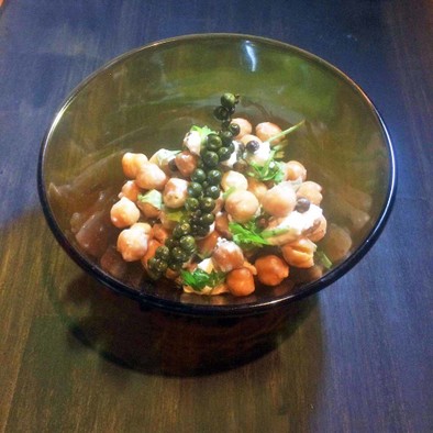 ひよこ豆の生胡椒サラダの写真