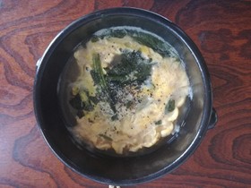 <お粥シリーズ>⑥『ほうれん草と卵粥』
