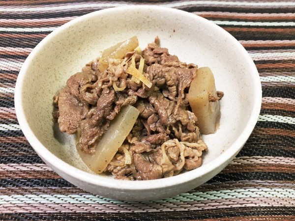 牛肉とコンニャクの炒め煮