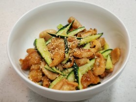 ガチで鶏皮キュウリのポン酢合え。