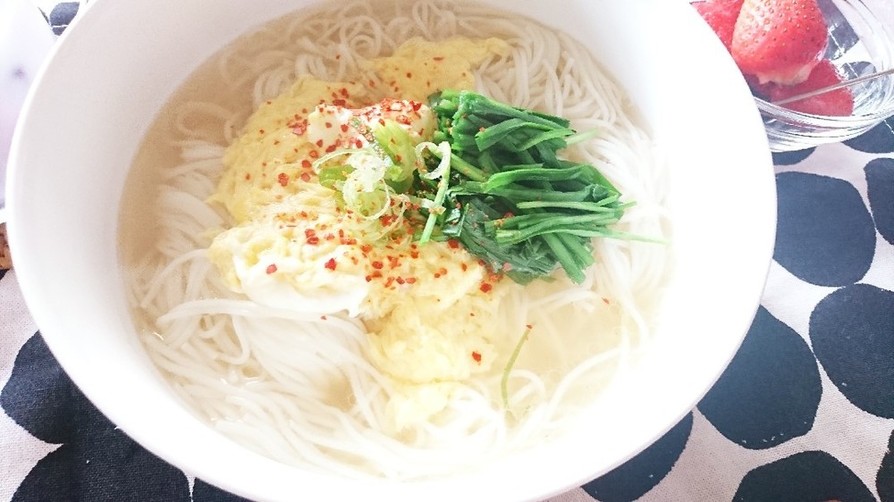 ニラ玉素麺(っ´ω`c)の画像