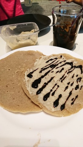 豆乳カスタードクリームのそば粉のクレープ