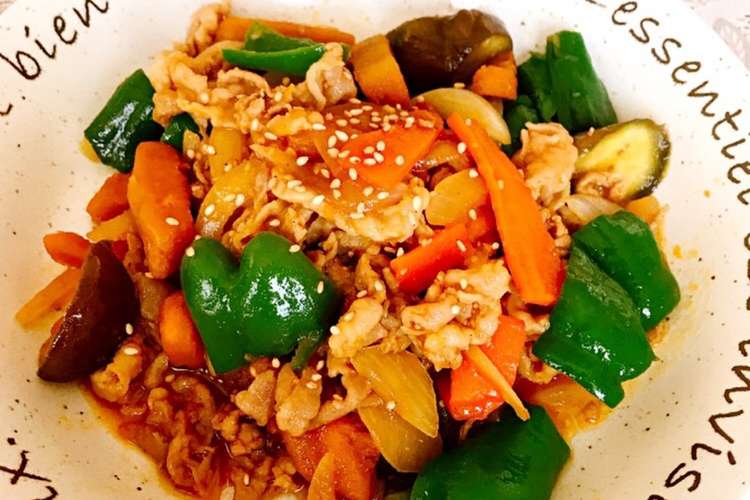 焼肉のたれで簡単 夏野菜たっぷり豚肉炒め レシピ 作り方 By マカロン クックパッド