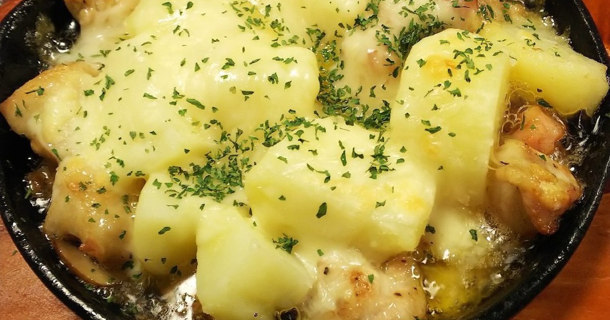 スキレットチーズチキンと野菜の「ライス」レシピ