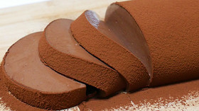 ゼラチンで作るチョコレートムースケーキ