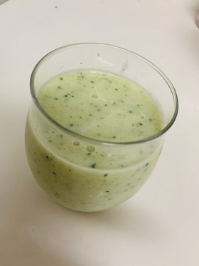 キュウリとミントのスムージーのレシピ