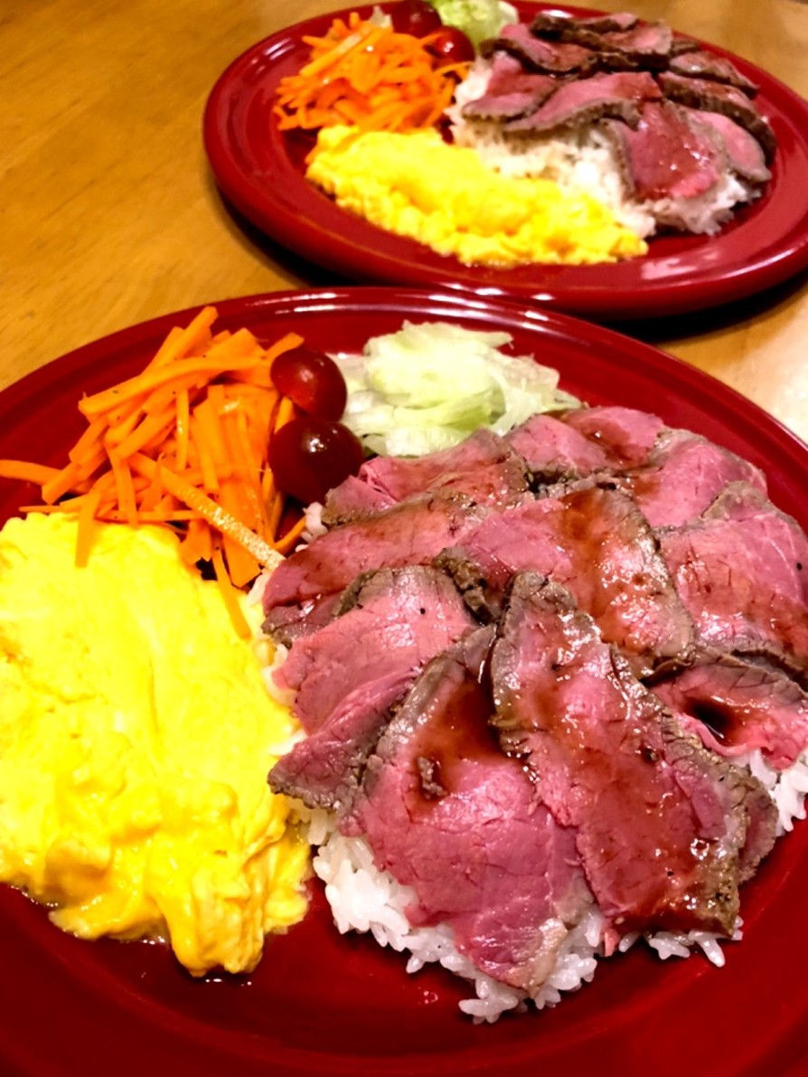 今日の夕食23ローストビーフ丼の画像