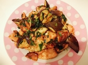 すぐできる男飯◎柔らか鶏胸肉の野菜炒め