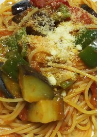 夏野菜のミートソーススパゲティ