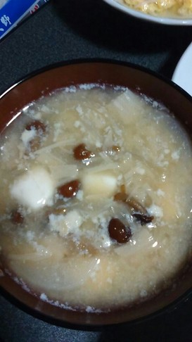 なめこ豆腐えのきの味噌汁