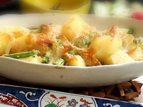 ジャガイモとインゲンのチーズ焼き