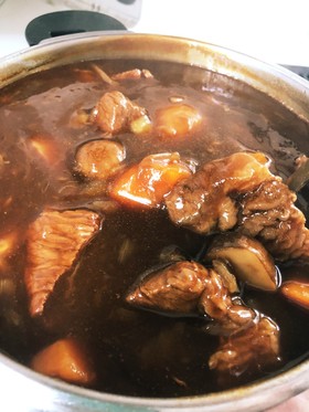 圧力鍋 簡単 ビーフシチュー とろける