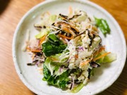 豆腐とツナの塩昆布サラダの写真
