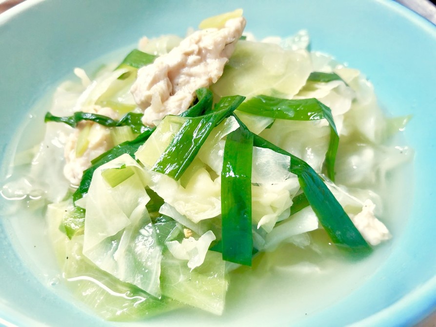 鶏肉＆野菜スープ(にんにくオリーブ油)の画像