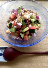 色と食感が楽しい！大豆のジュエリーサラダ