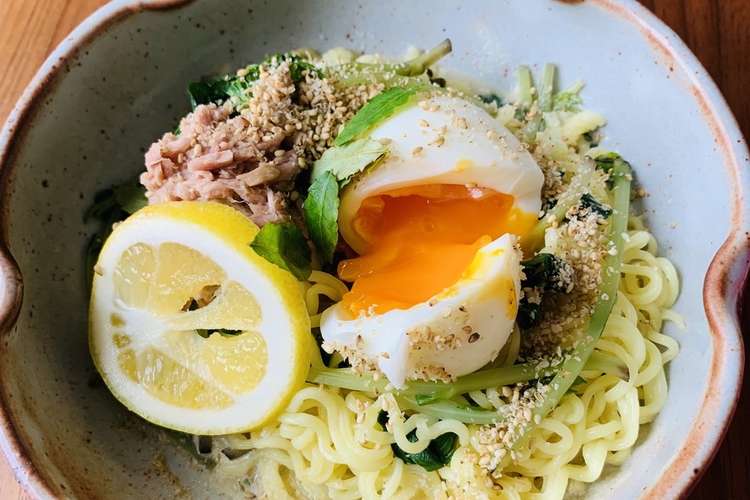 レモンでさっぱり 夏のとんこつ麺 レシピ 作り方 By はちこぅ クックパッド 簡単おいしいみんなのレシピが359万品